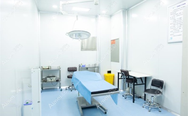 哈尔滨双燕医疗美容门诊手术室